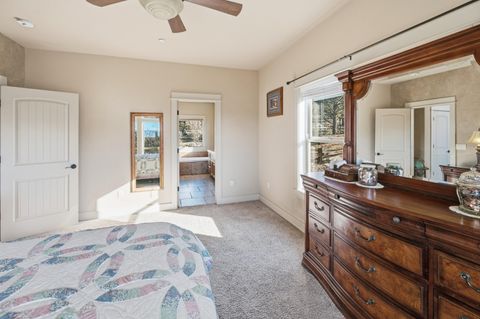 Tiny photo for 12964 SE Ethan Loop, Prineville, OR 97754 (MLS # 220214929)