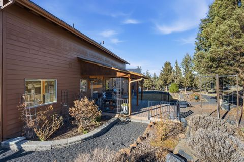 Tiny photo for 12964 SE Ethan Loop, Prineville, OR 97754 (MLS # 220214929)