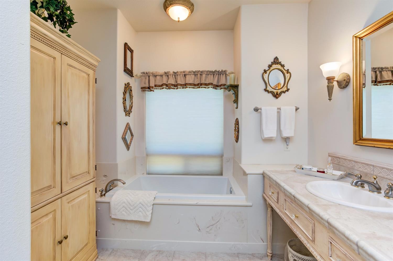 Whitestone Estates - Residential