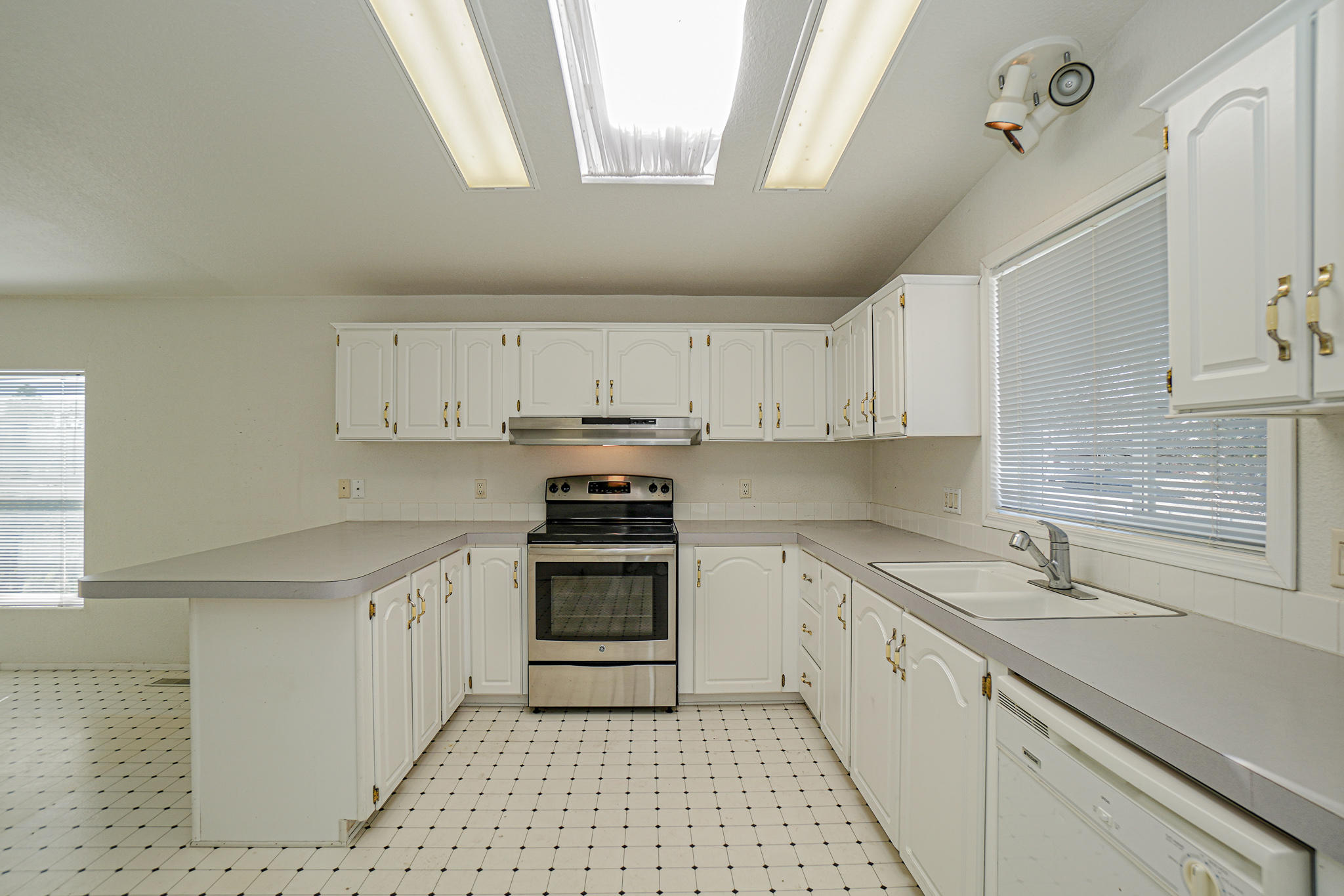 Deer Park Estates Unit No 2 - Residential