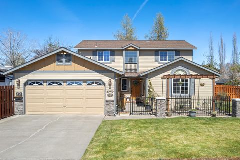 Tiny photo for 3030 NE Stanton Avenue, Bend, OR 97701 (MLS # 220217735)