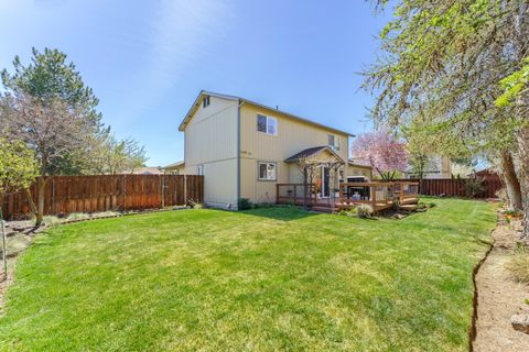 Tiny photo for 3030 NE Stanton Avenue, Bend, OR 97701 (MLS # 220217735)