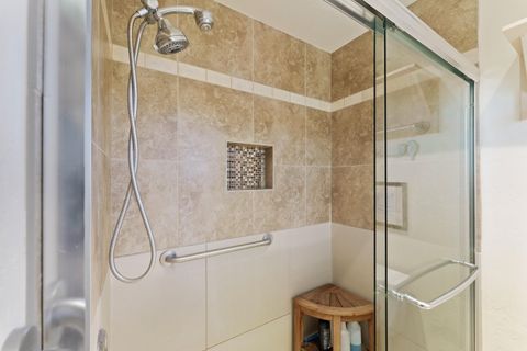 Tiny photo for 3030 NE Stanton Avenue, Bend, OR 97701 (MLS # 220217735)