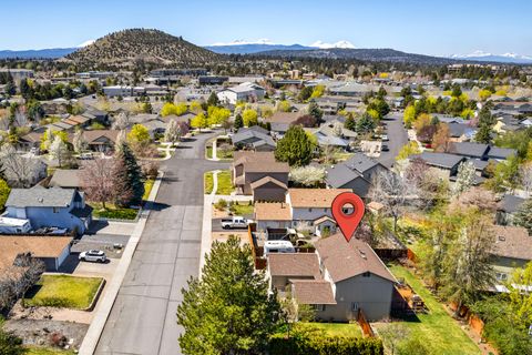 Tiny photo for 3030 NE Stanton Avenue, Bend, OR 97701 (MLS # 220217735)