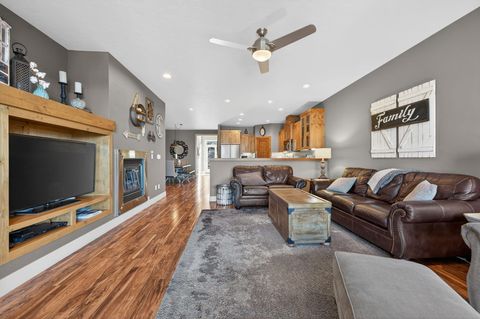 874 SW Crestline Drive 32 Bend OR 97702