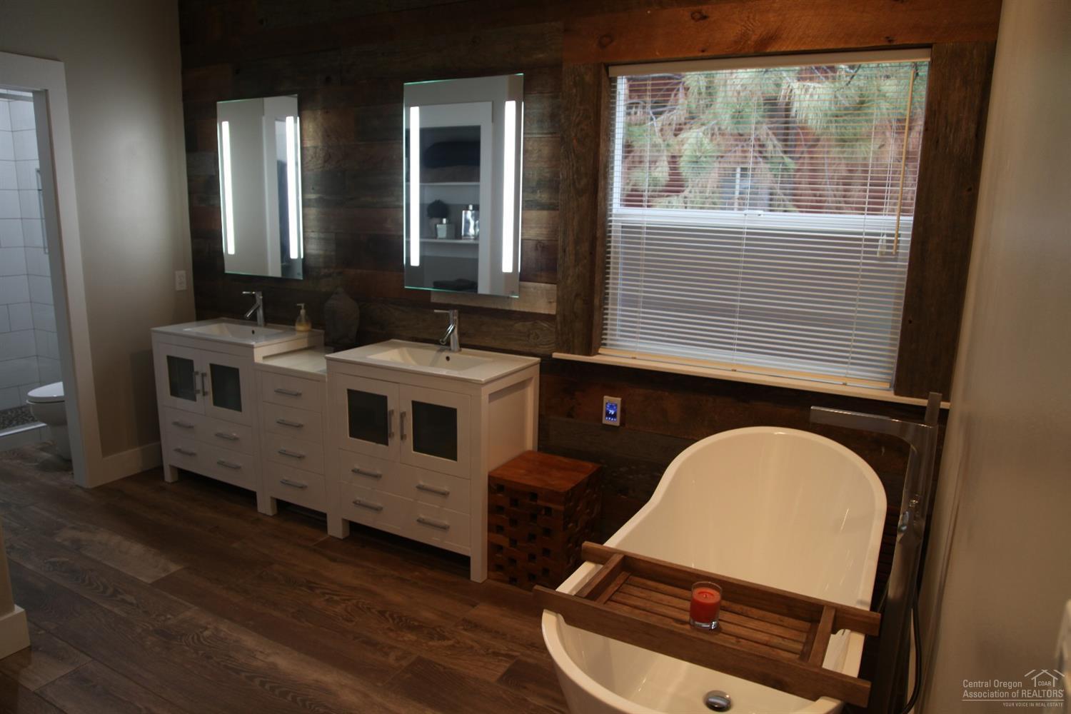 Awbrey Village - Residential