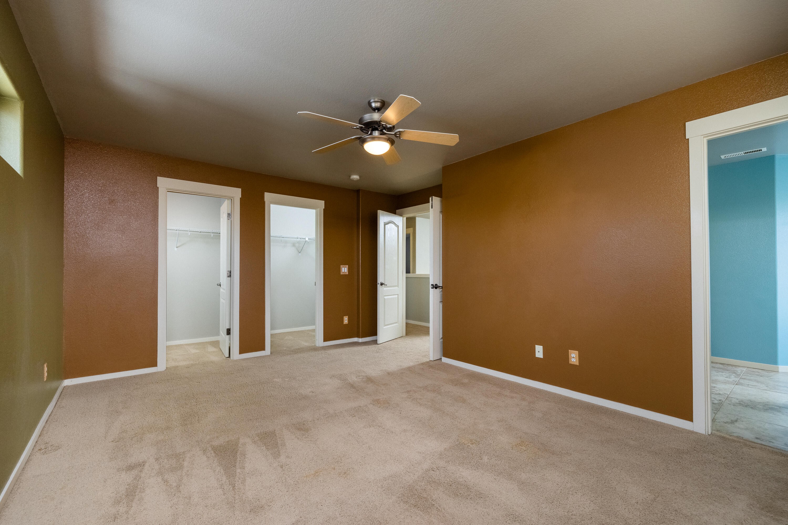 Ni Lah Sha Village - Residential