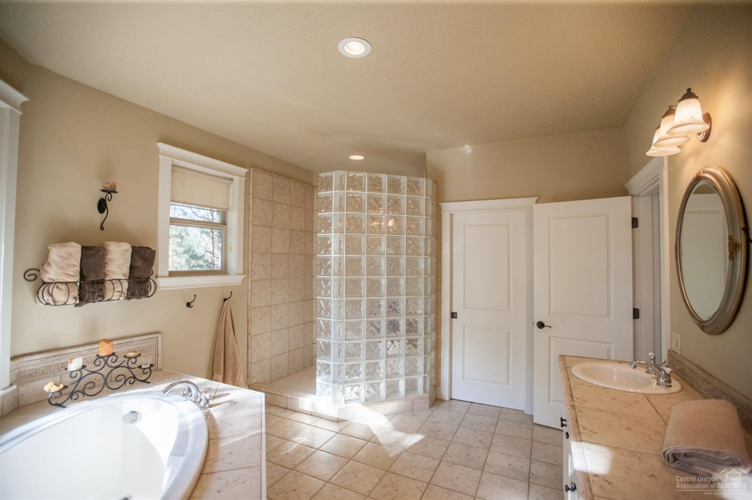 Awbrey Glen - Residential