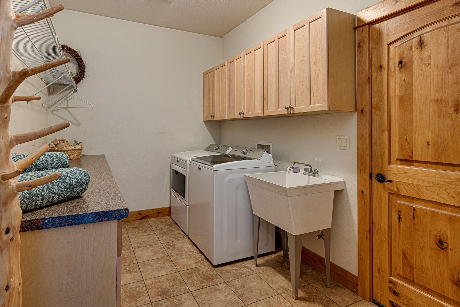 Canyon Breeze - Residential