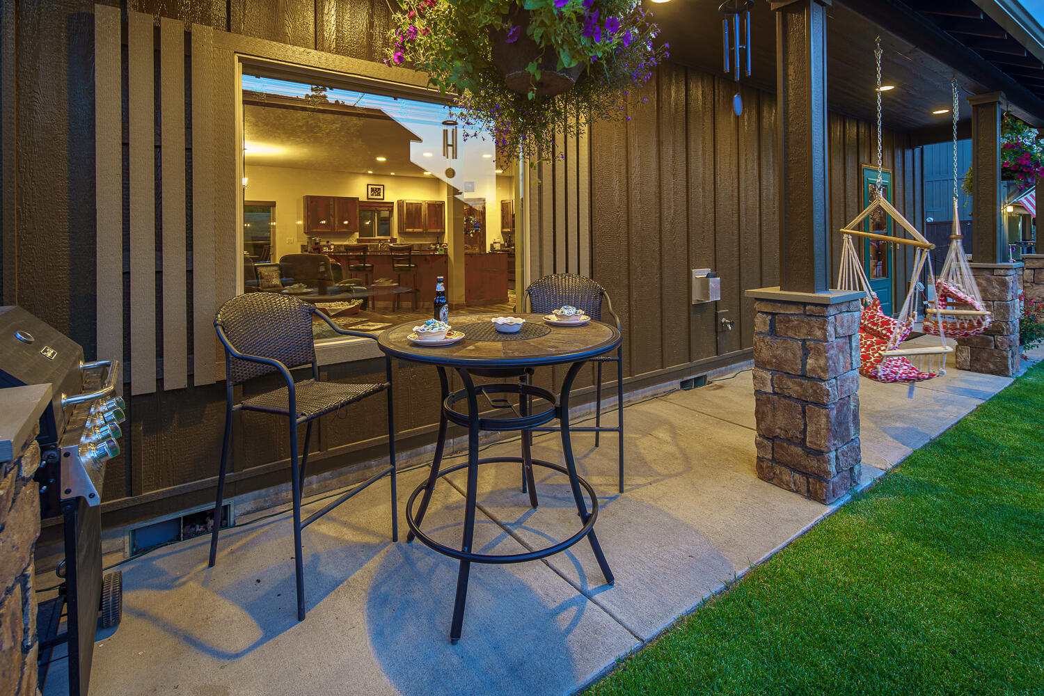 Canyon Breeze - Residential