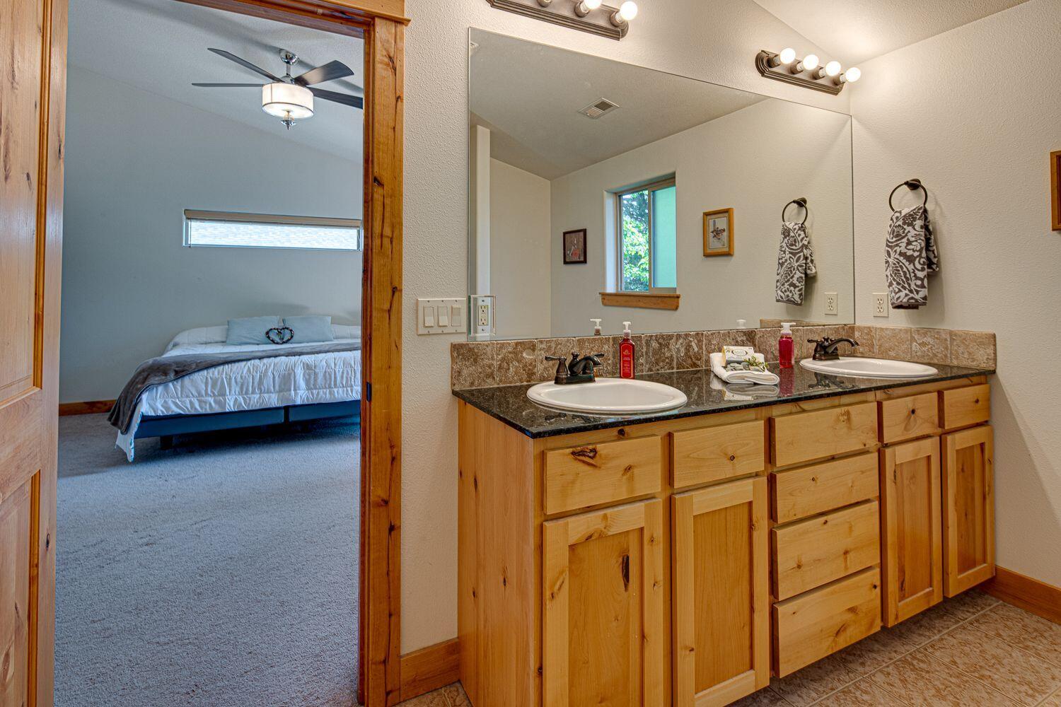 Canyon Breeze - Residential