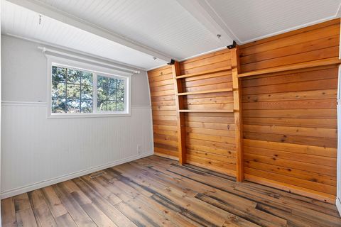 Tiny photo for 2132 SW Culver Highway, Madras, OR 97741 (MLS # 220209655)