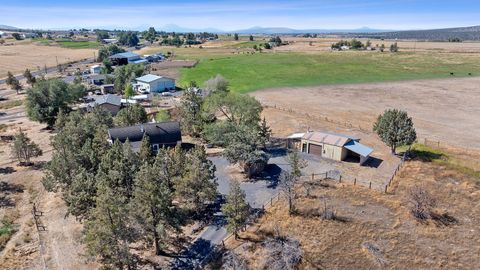 Tiny photo for 2132 SW Culver Highway, Madras, OR 97741 (MLS # 220209655)