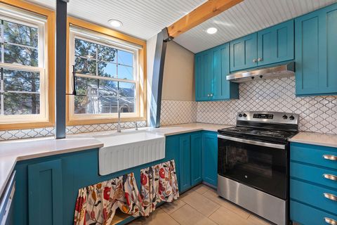 Tiny photo for 2132 SW Culver Highway, Madras, OR 97741 (MLS # 220209655)