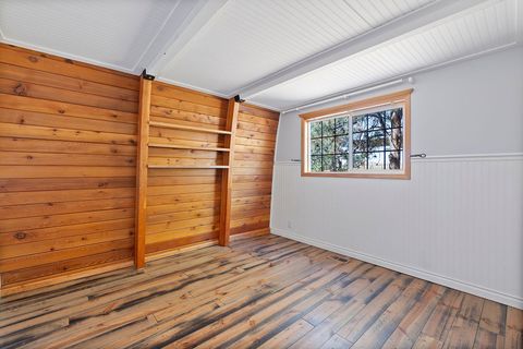 Tiny photo for 2132 SW Culver Highway, Madras, OR 97741 (MLS # 220209655)