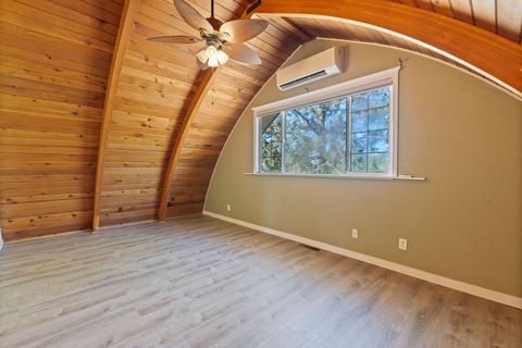 Tiny photo for 2132 SW Culver Highway, Madras, OR 97741 (MLS # 220209655)