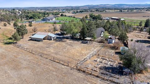 Tiny photo for 2132 SW Culver Highway, Madras, OR 97741 (MLS # 220209655)