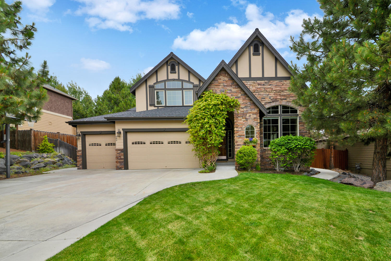 Awbrey Road Heights - Residential