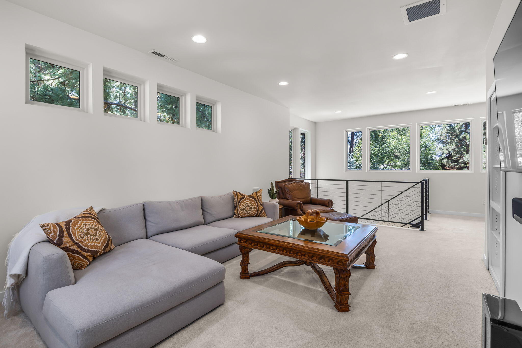 Broken Top - Residential