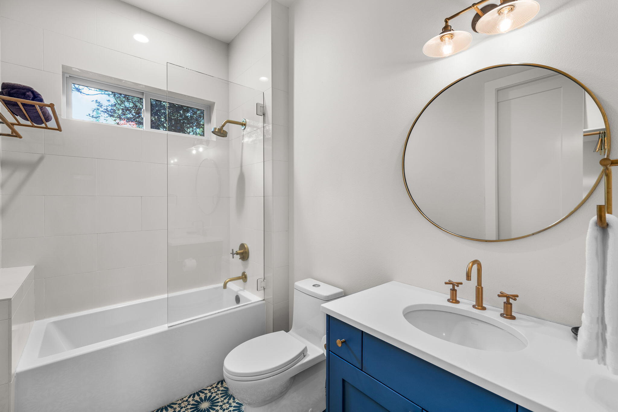 Broken Top - Residential