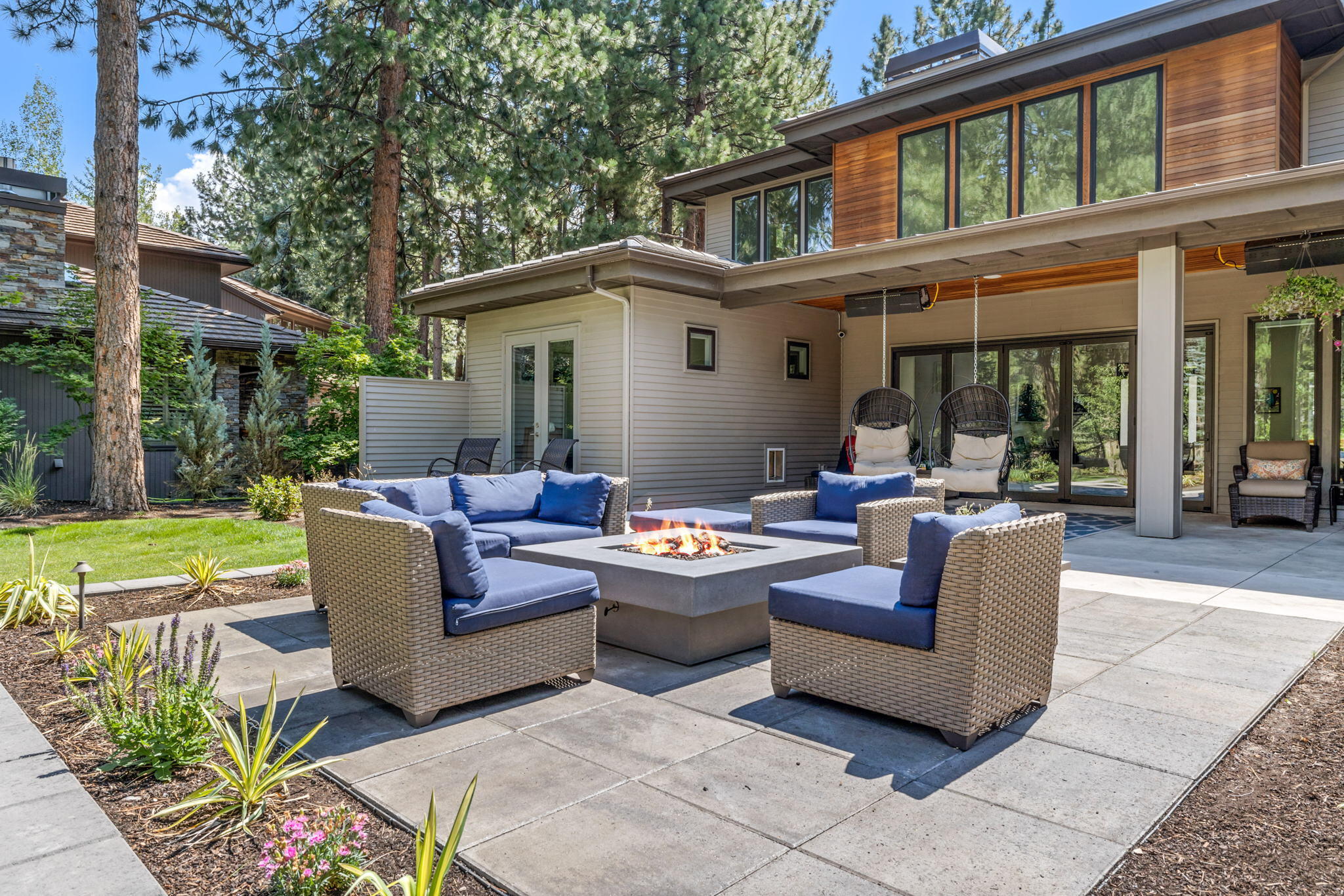 Broken Top - Residential