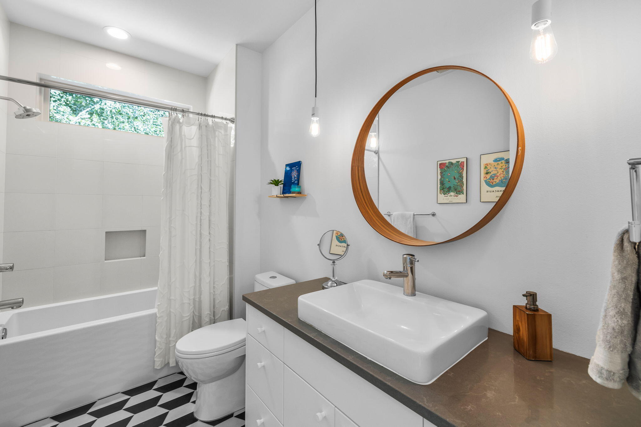 Broken Top - Residential