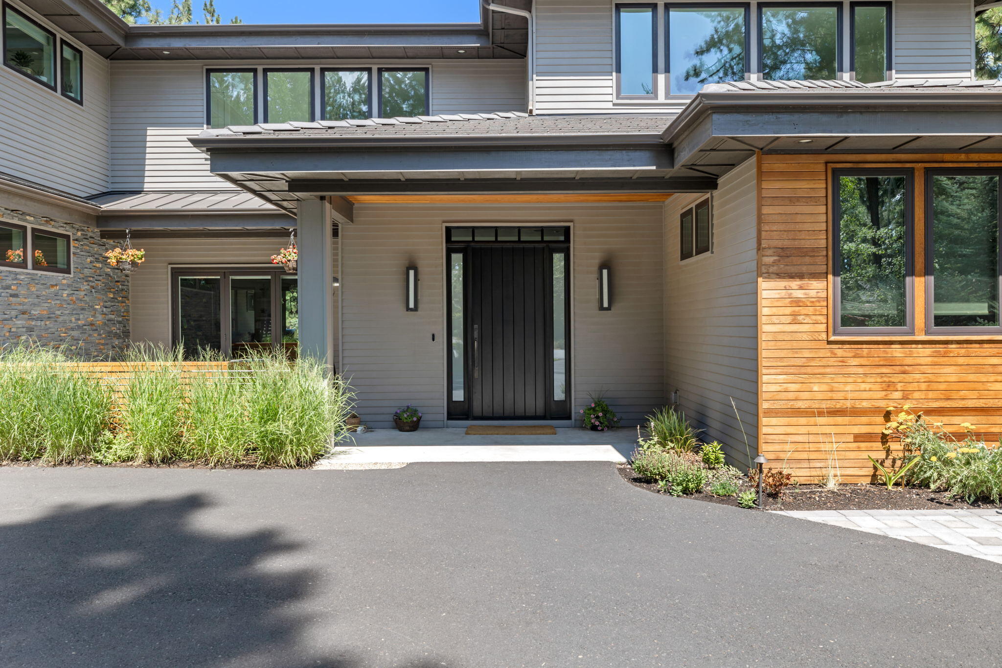 Broken Top - Residential