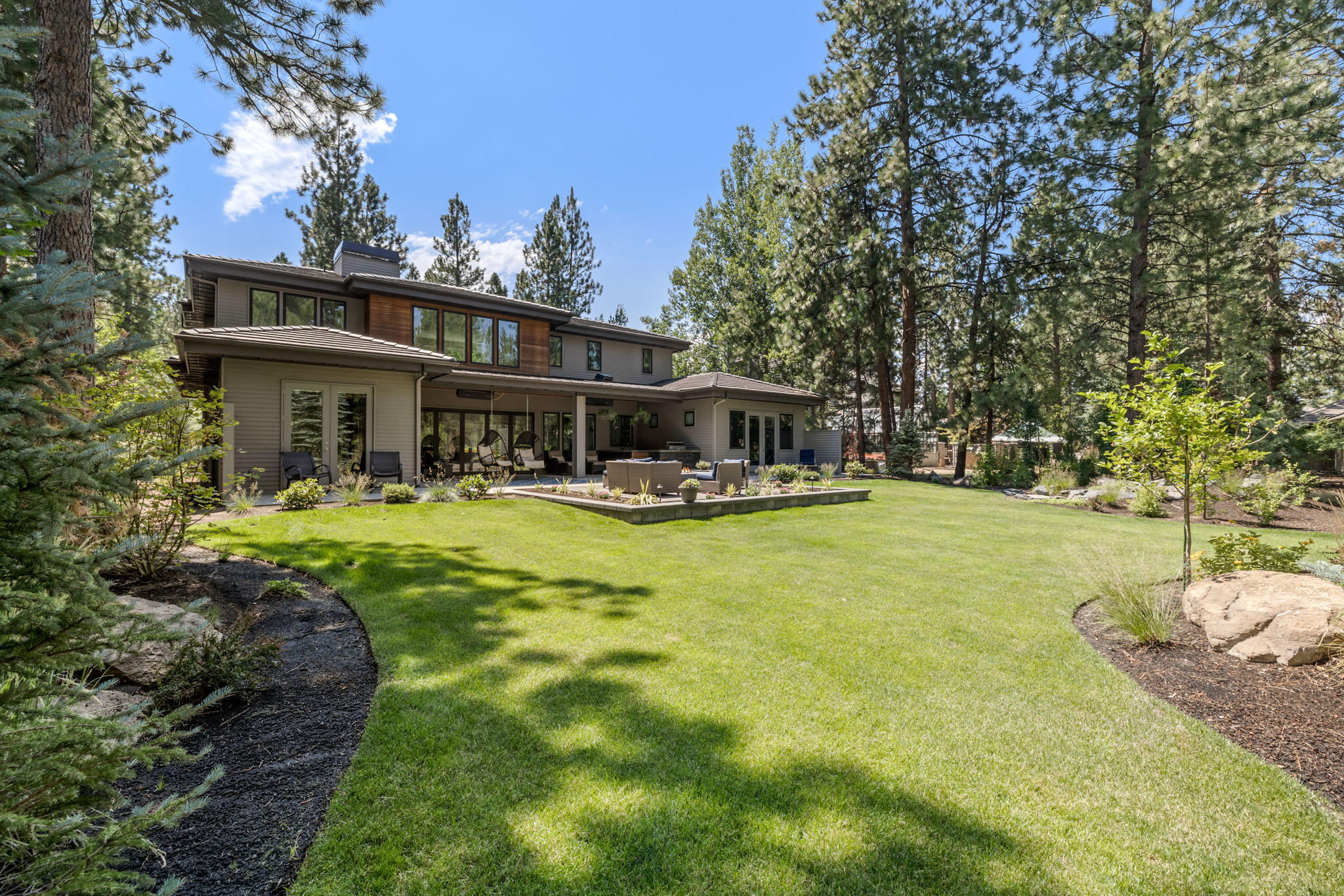 Broken Top - Residential