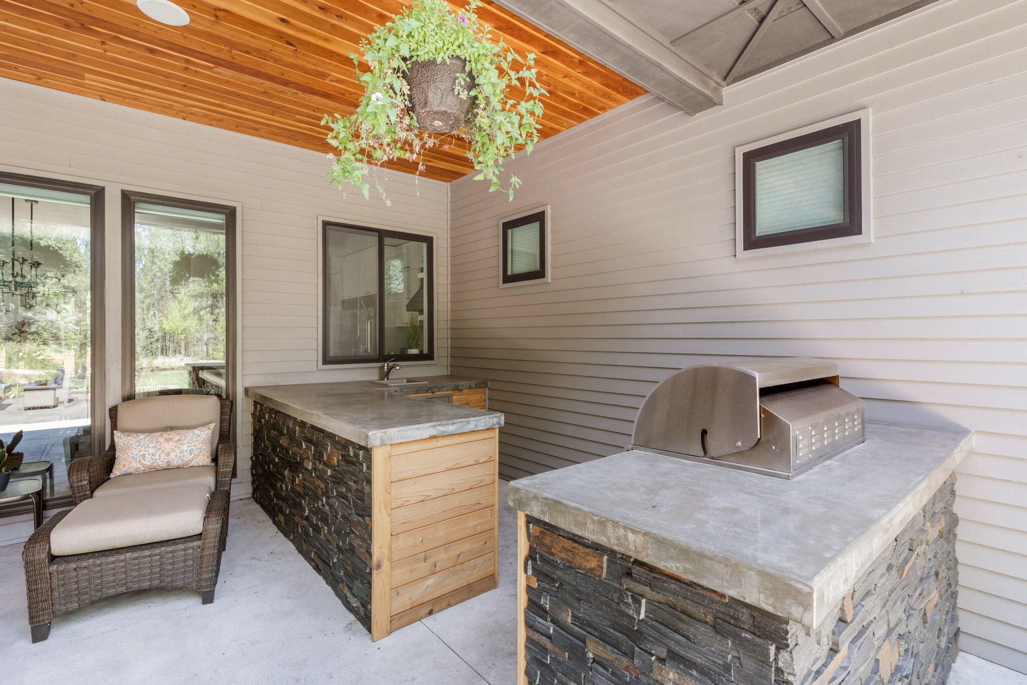 Broken Top - Residential