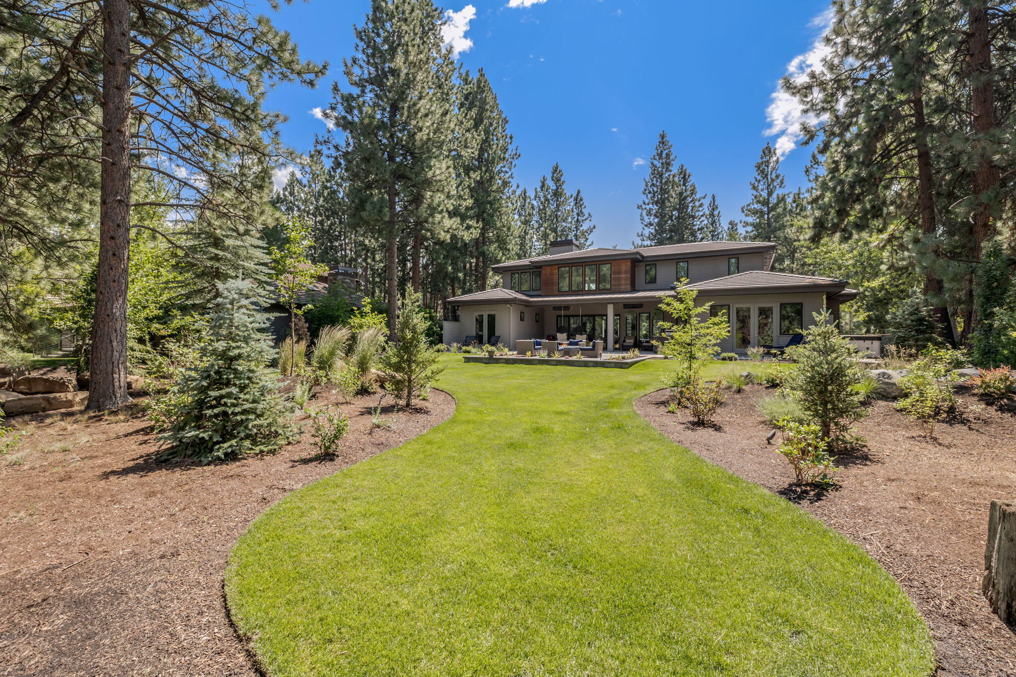 Broken Top - Residential