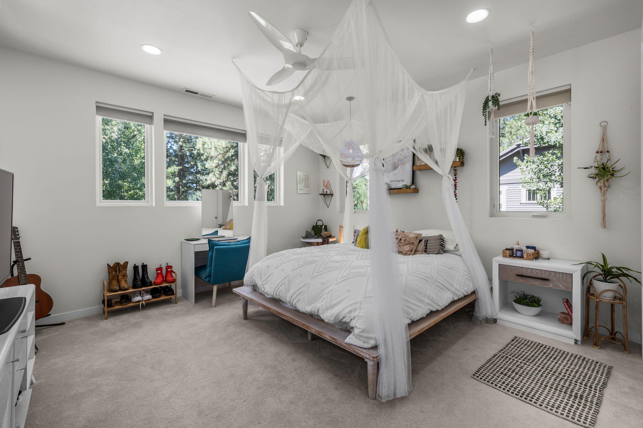 Broken Top - Residential