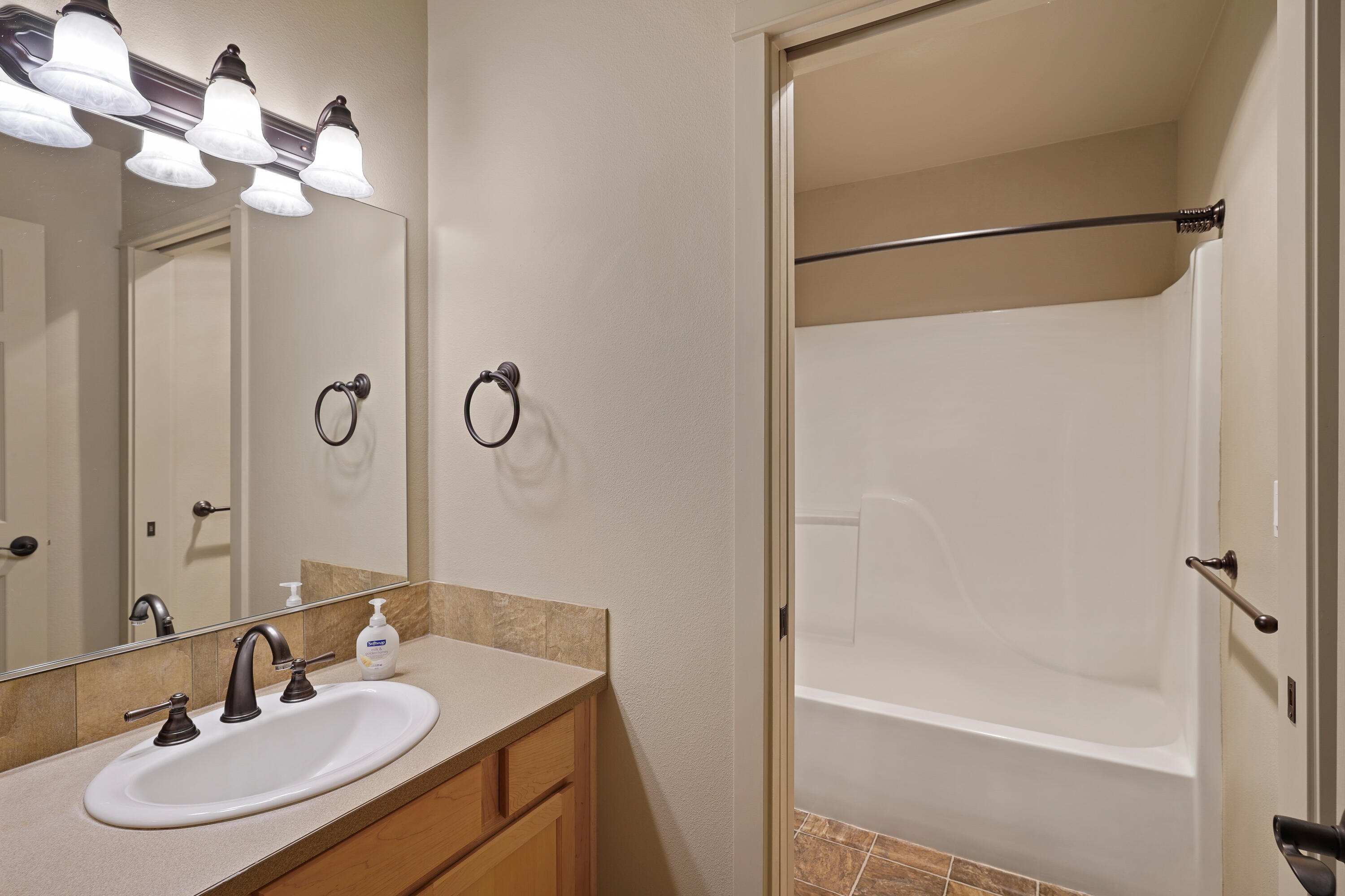 Elk Ridge Condo - Residential