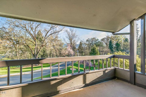 Tiny photo for 115 Rogue River Highway #APT 302, Grants Pass, OR 97527 (MLS # 220223681)