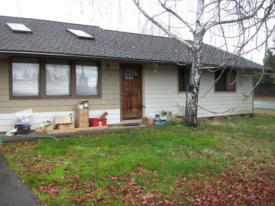 East Medford location, close to shopping & church's, Newer siding, Newer roof, RV parking, needing TLC in most area's of home, all on a .21 acre lot.