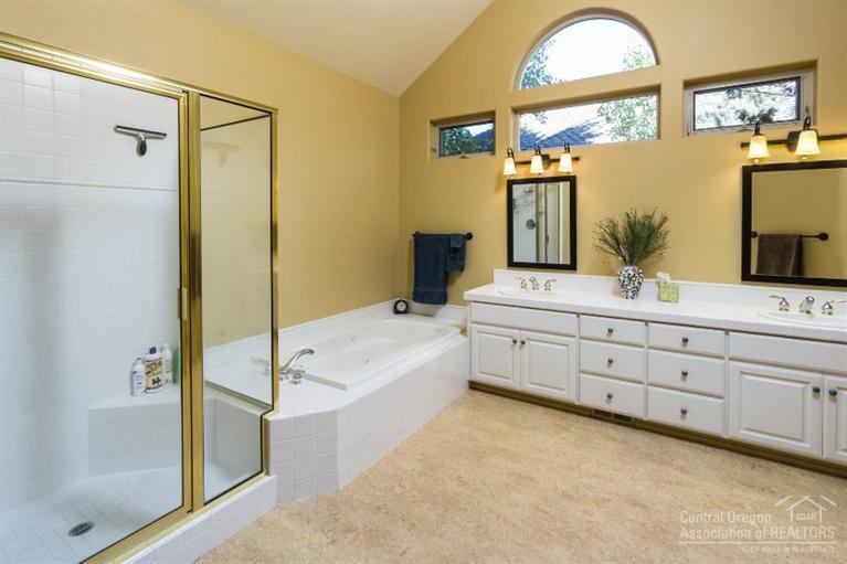 Awbrey Glen - Residential