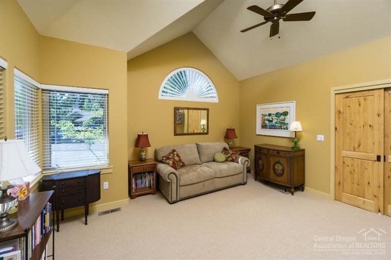 Awbrey Glen - Residential