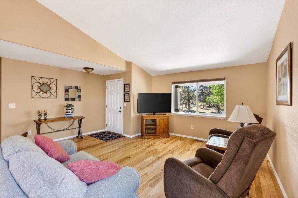 2144 SW 37th Street