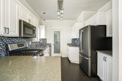 Tiny photo for 6225 NW Euston Court, Redmond, OR 97756 (MLS # 220211651)