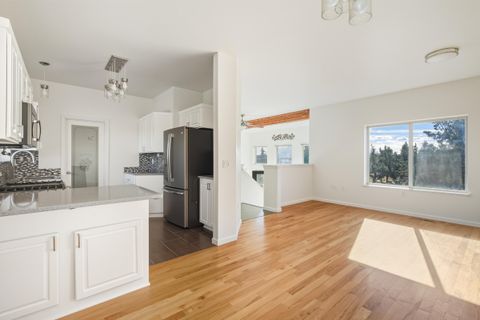 Tiny photo for 6225 NW Euston Court, Redmond, OR 97756 (MLS # 220211651)