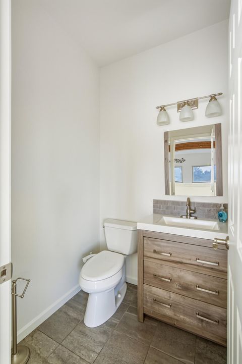 Tiny photo for 6225 NW Euston Court, Redmond, OR 97756 (MLS # 220211651)