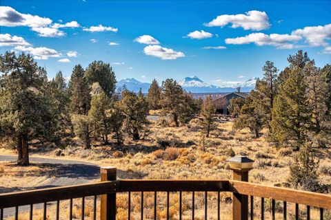 Tiny photo for 6225 NW Euston Court, Redmond, OR 97756 (MLS # 220211651)