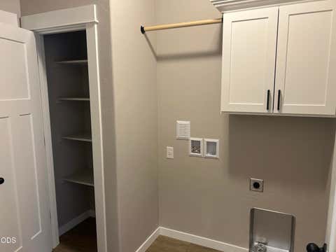 Tiny photo for 2235 Piazza Drive, Medford, OR 97501 (MLS # 220227349)