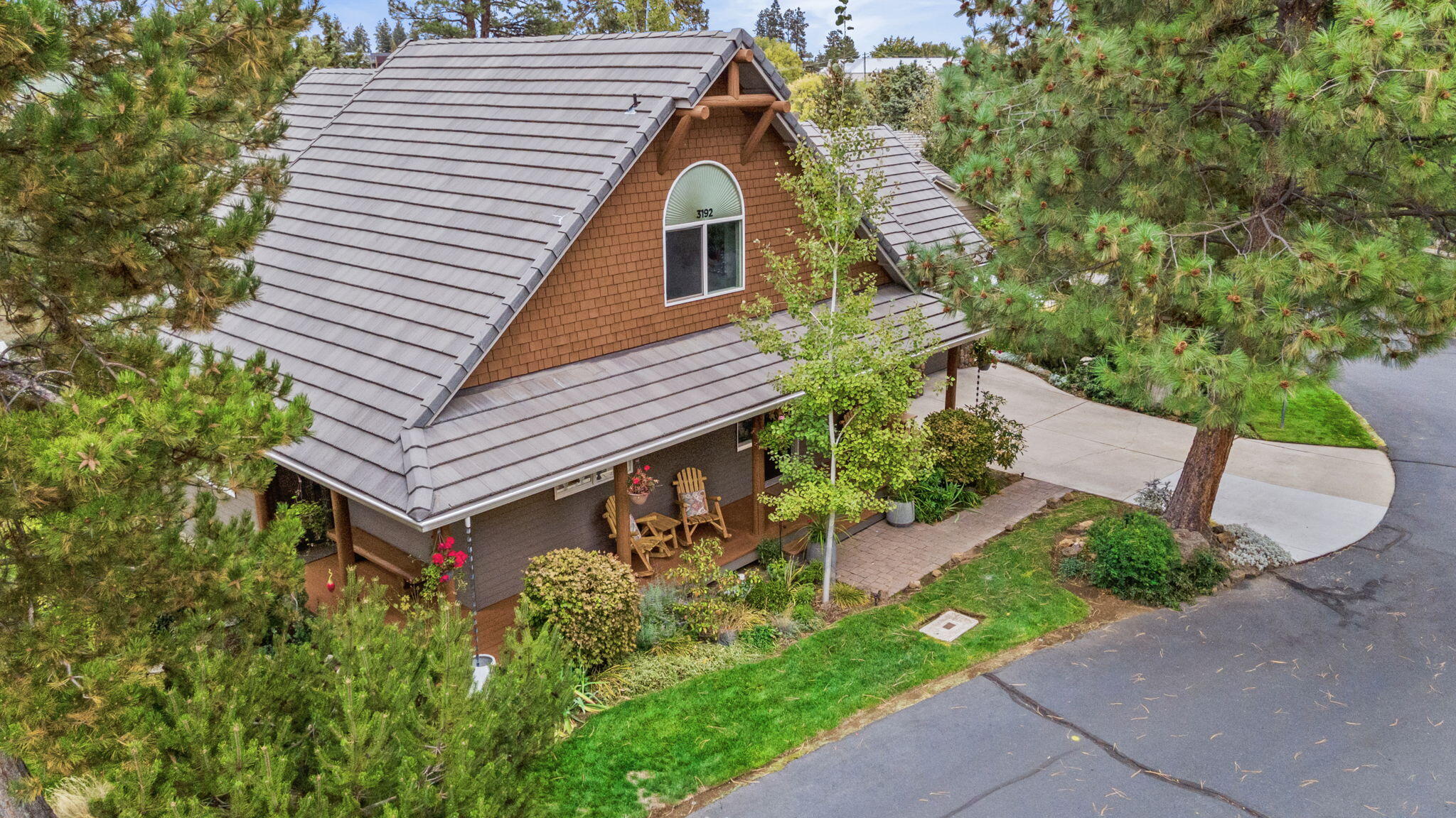 3192 NW Golf View Drive
