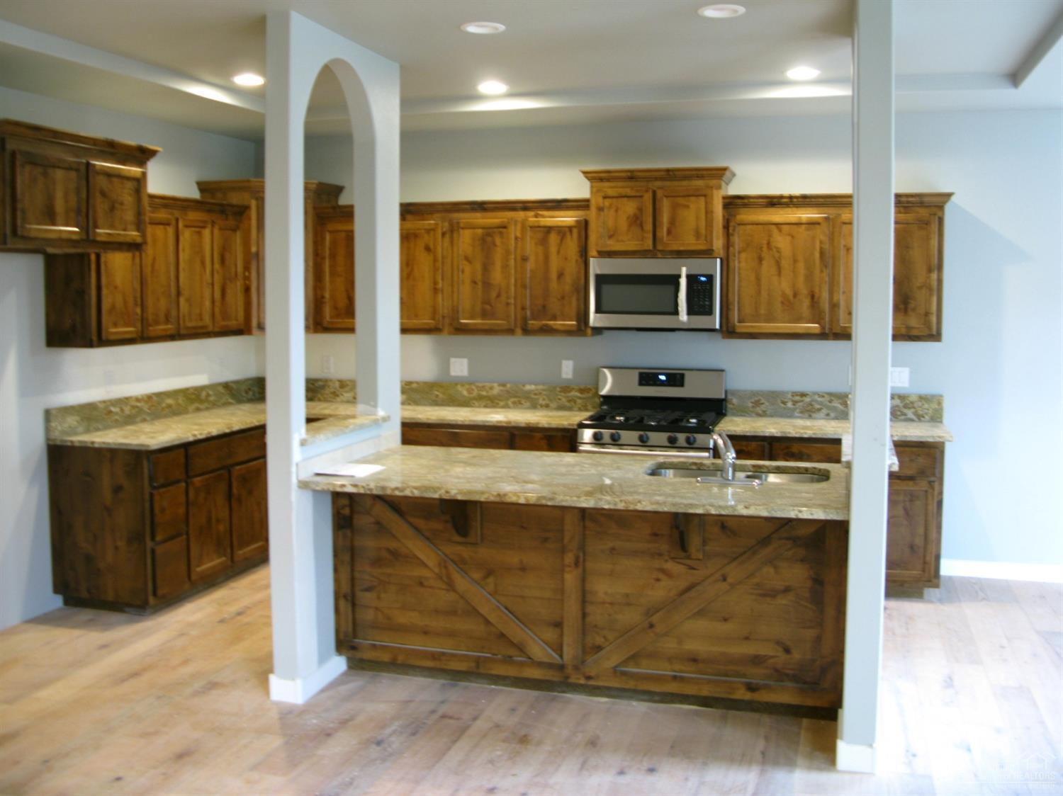 Ni Lah Sha Village - Residential