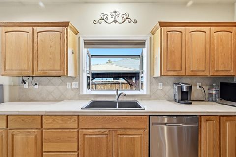 Tiny photo for 209 SE Soft Tail Drive, Bend, OR 97702 (MLS # 220219611)