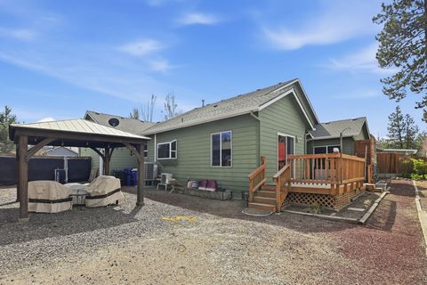 Tiny photo for 209 SE Soft Tail Drive, Bend, OR 97702 (MLS # 220219611)