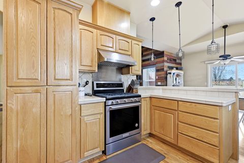 Tiny photo for 209 SE Soft Tail Drive, Bend, OR 97702 (MLS # 220219611)