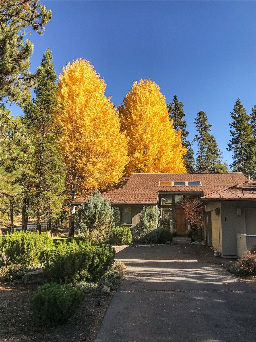 Fairway Crest Village - Residential