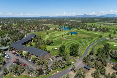 Tiny photo for 291 Sun Vista Drive, Redmond, OR 97756 (MLS # 220212201)