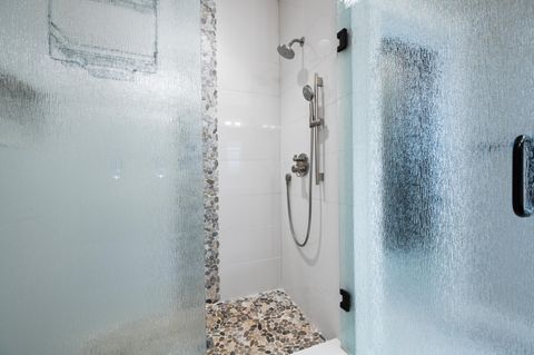 Tiny photo for 291 Sun Vista Drive, Redmond, OR 97756 (MLS # 220212201)